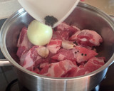 Foto del paso 2 de la receta: Costillas al horno al aroma de limón