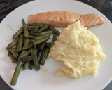 Foto del paso 6 de la receta: Salmón con judías verdes y puré de patata