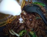Foto langkah ke 5 dari resep Tumis Daging Sapi Iris.