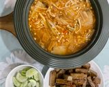 Hình bước làm 7 của món Cách nấu canh kim chi đơn giản
