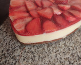Foto del paso 6 de la receta: Tarta de queso y fresas con forma de corazón San Valentín ❤️