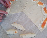 Foto del paso 2 de la receta: Mini croissants de trucha ahumada