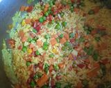 Foto del paso 4 de la receta: Timbal de arroz con mix de vegetales y cúrcuma 🥕🌽☘️🎊🌰🌶️🧄🫑