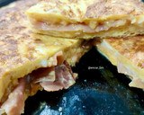 Foto del paso 4 de la receta: Tortilla de croissant y jamón