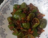 A picture of step 4 of Capsicum besan bhaji.