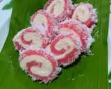 Foto langkah ke 6 dari resep Singkong gulung merah putih.