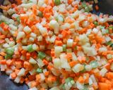 Foto langkah ke 3 dari resep Risol sayur.
