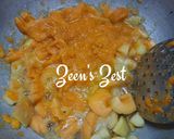 A picture of step 3 of Apricot and Mango Pie.