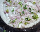 A picture of step 4 of Onion dosa.
