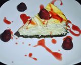 Foto del paso 6 de la receta: Pastel de queso con fresas y frambuesas sin gluten