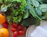 Foto del paso 1 de la receta: Ensalada verde con mandarina y queso de cabra