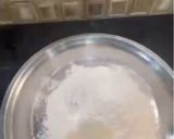 A picture of step 1 of Matar Kachori.
