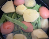 Foto del paso 2 de la receta: Judías, patatas y huevos - Olla GM D