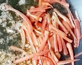A picture of step 4 of Vegetable szechuan spaghetti.