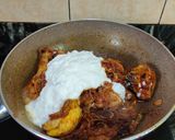 A picture of step 6 of Andhra chicken.