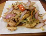 Foto del paso 3 de la receta: POLLO SALTADO 😋