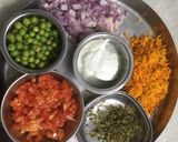 A picture of step 3 of Lili Haldal nu sakorKacchi haldi ki sabhi.