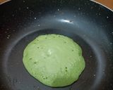 Foto langkah ke 6 dari resep 16. Pancake Pandan Teflon.