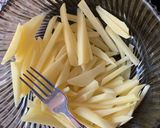 Foto del paso 1 de la receta: Patatas con huevo revuelto