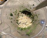 Foto del paso 3 de la receta: Capeletis caseros de pollo y espinacas