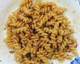 Foto langkah ke 3 dari resep Makaroni Spiral Pedas Setan.