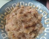 รูปขั้นตอนการทำที่ 1 ของ เกี๊ยวน้ำไก่ใส่ลูกชิ้นปลา