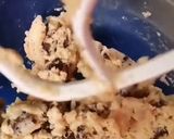 Une image de l'étape 2 de Cookies moelleux au chocolat noir.