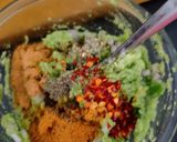 A picture of step 2 of Avocado spread.