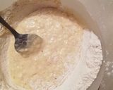 A picture of step 2 of Cinnamon crepes.