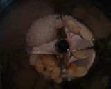 A picture of step 2 of Almonds Milk Shakes.