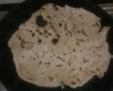 A picture of step 5 of Onion Parantha.