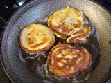 Torrejas de papa y queso pategras
