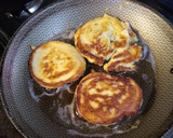 Foto del paso 3 de la receta: Torrejas de papa y queso pategras