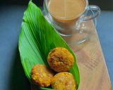 A picture of step 7 of Parippu Vada - Kerala style snack for Onam Sadya.