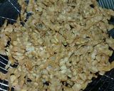 Foto langkah ke 4 dari resep Kering Tempe dan Kacang.