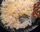 Hình bước làm 1 của món Cơm rang nước tương Maggi