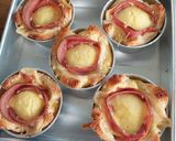Foto langkah ke 5 dari resep Smooked beef & egg muffin.