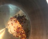 A picture of step 1 of Tomato carrots soup.