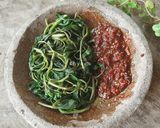 Foto langkah ke 3 dari resep Rujak Kangkung.