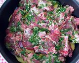 Foto del paso 5 de la receta: Cazuela de chuletas de cordero con patatas en salsa escabechada