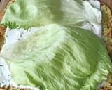 Une image de l'étape 4 de Wraps de courgettes, nuggets de poulet au four et sauce au yaourt.