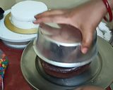 कढ़ाई फ्रेश एगलेस चॉकलेट केक(kadai fresh eggless chocolate cake recipe in hindi) रेसिपी चरण 8 फोटो