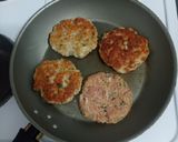 Foto del paso 4 de la receta: Hamburguesas de pollo