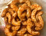 Foto del paso 1 de la receta: Mini brochetas de langostinos marinados
