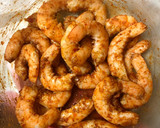 Foto del paso 1 de la receta: Mini brochetas de langostinos marinados