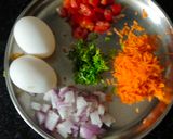 स्टफ एग पराठा (egg paratha recipe in marathi) रेसिपी स्टेप 2 फोटो 