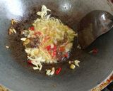 Foto langkah ke 2 dari resep Tumis tongkol tiram.