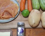 Foto del paso 1 de la receta: Filete de pechuga con puré colado y verduras a la mantequilla