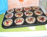 Erdei gyümölcsös muffin recept fázis 3 fotója