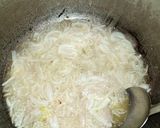 A picture of step 5 of Alu Palak.